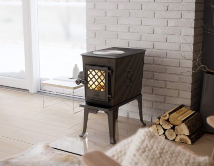 Jøtul F 602 ECO svart liten vedspis med häll